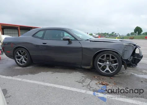2016 Dodge Challenger Sxt Plus z USA, uszkodzony, nr VIN 2C3CDZAG2GH169044